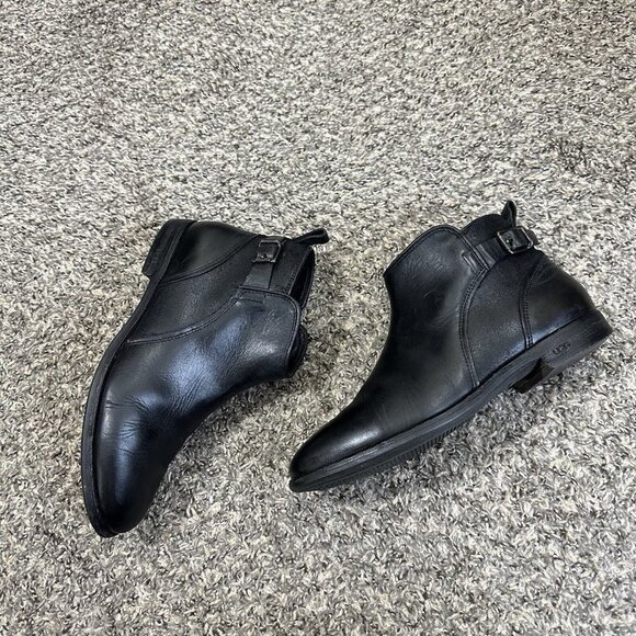 Ugg Australia 1008677 Demi Black Leather Side Zip Ankle Boot Womens Size US 7 - Picture 1 of 12